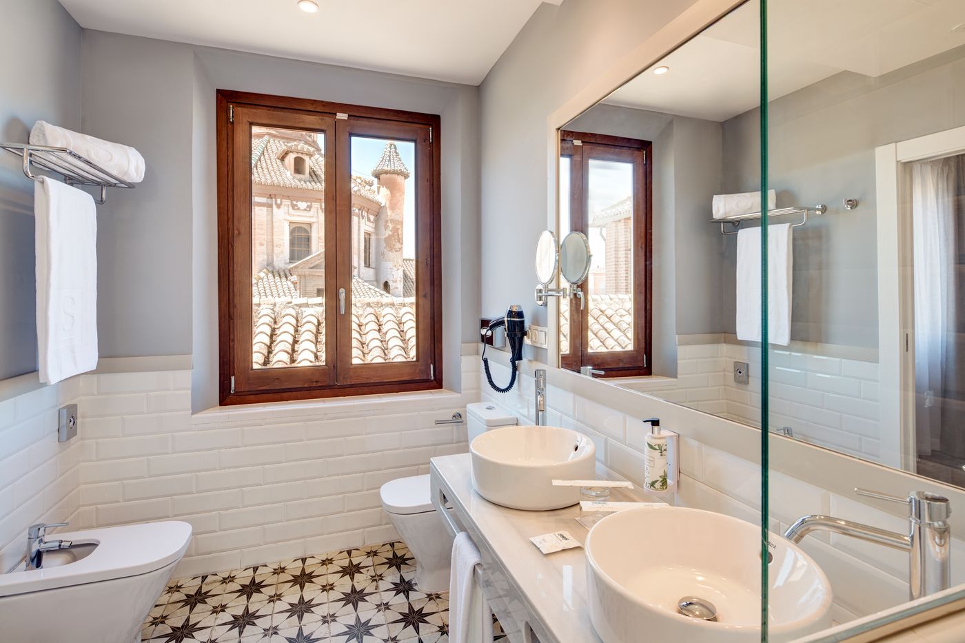 Sercotel Granada Suites-Spain-Granada-Room-10