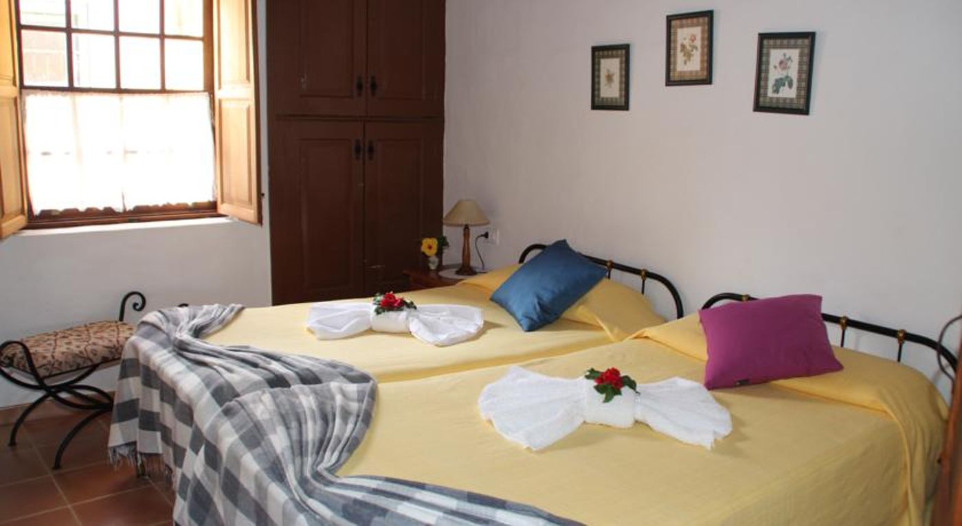 Casas Rurales Los Marantes