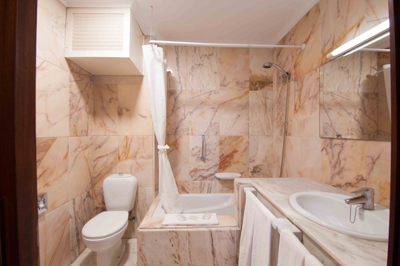 Principe-Paz-Room-19