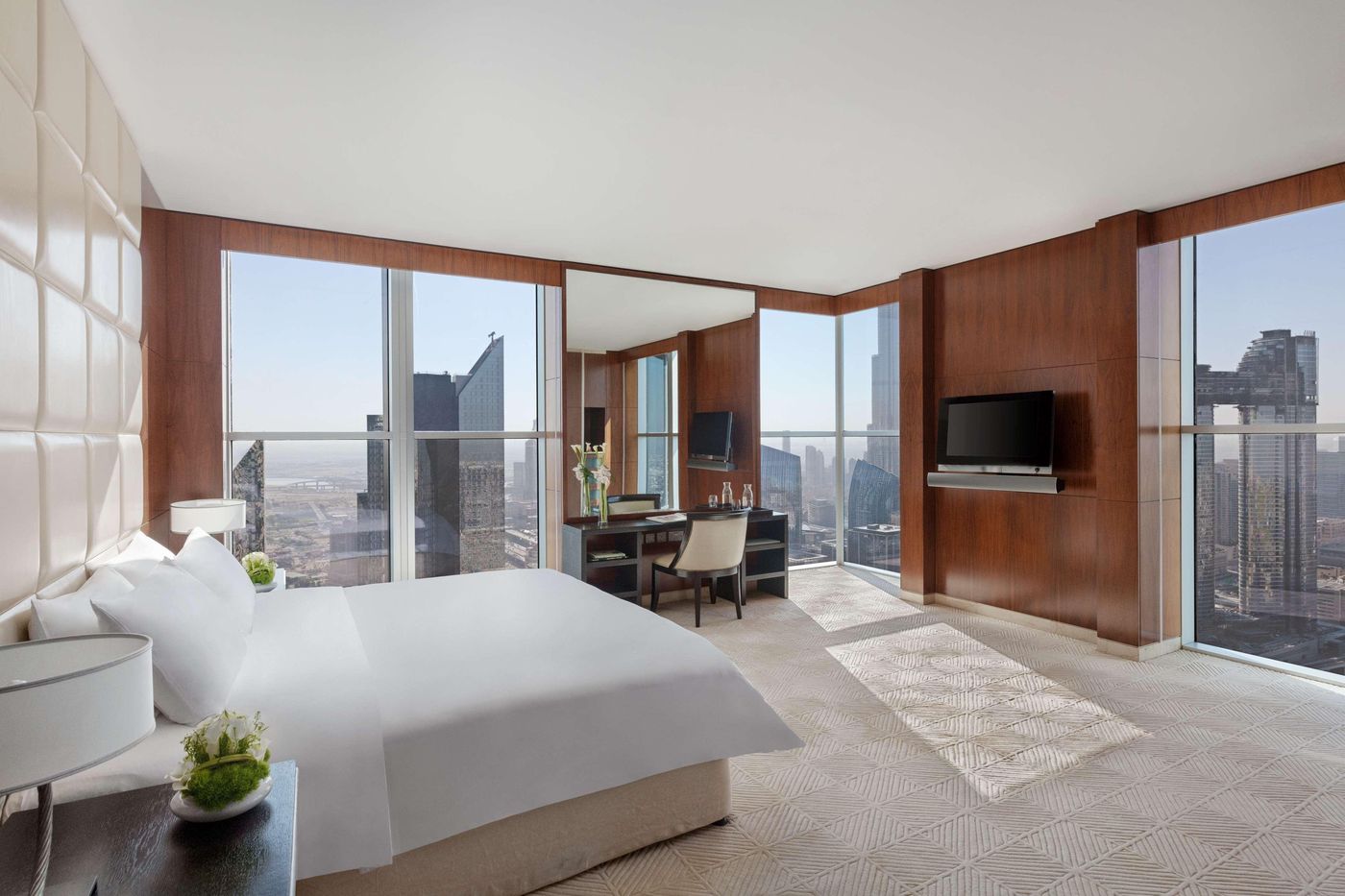 Shangri-la-Hotel-Dubai-Room-22