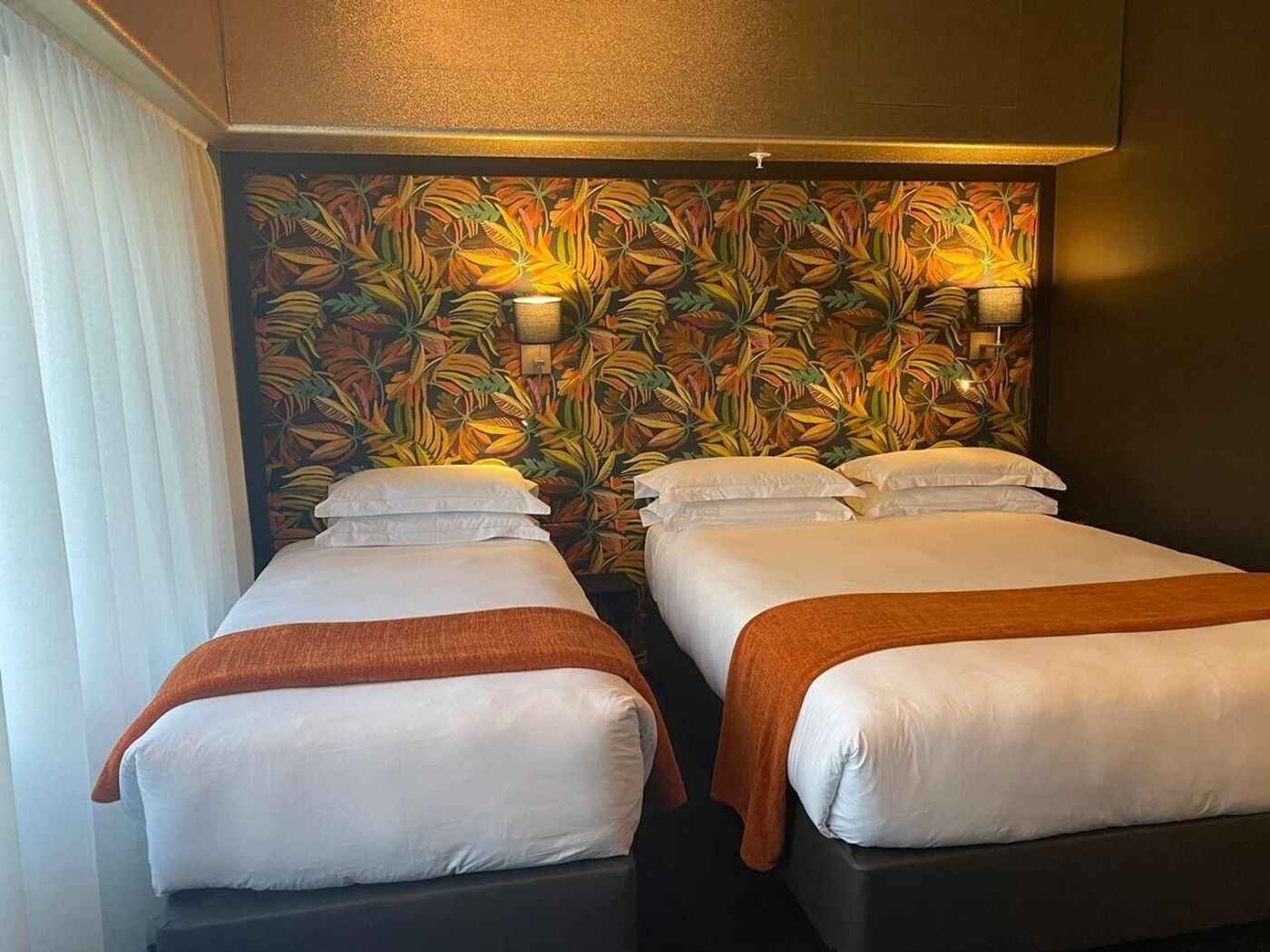 ONOMO-Hotel-Cape-Town-Foreshore-Room-2