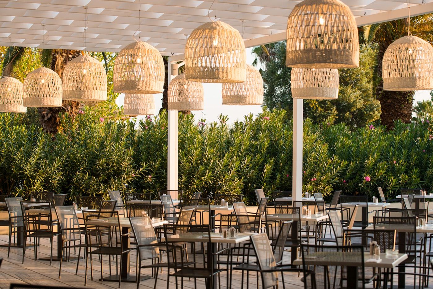 Kassandra-Palace-Seaside-Resort-Restaurant-15