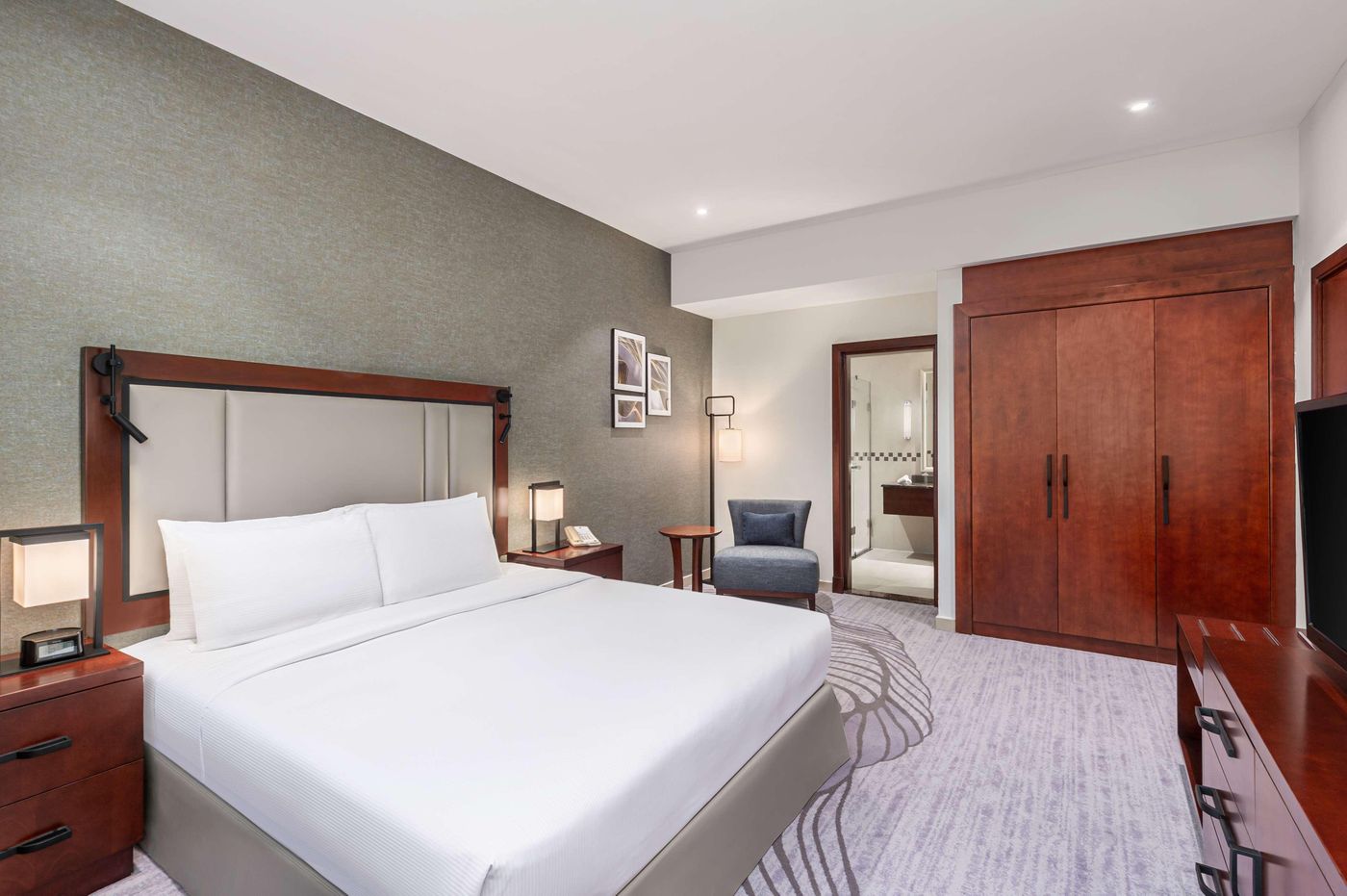 Doubletree-by-Hilton-Ras-Al-Khaimah-Room-17