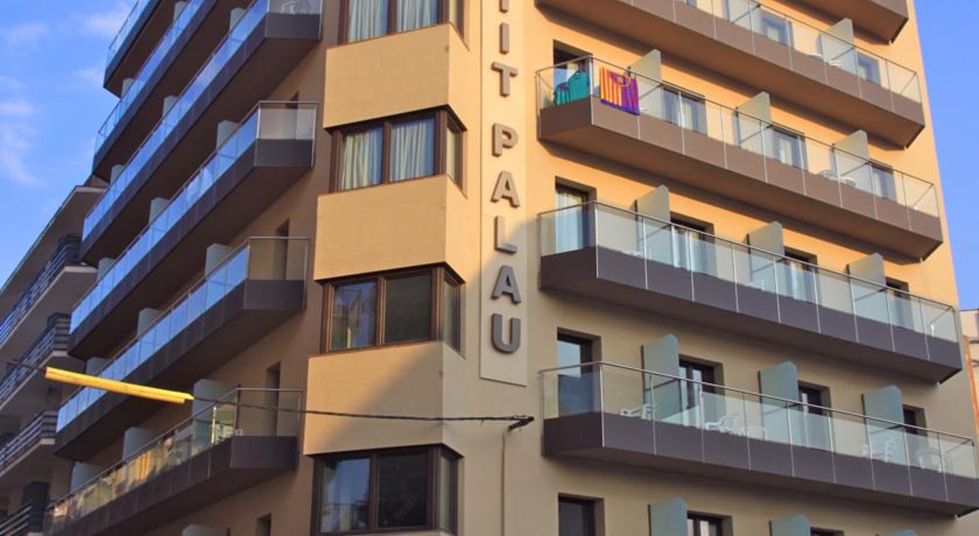 Petit Palau - Adult Only (14+)