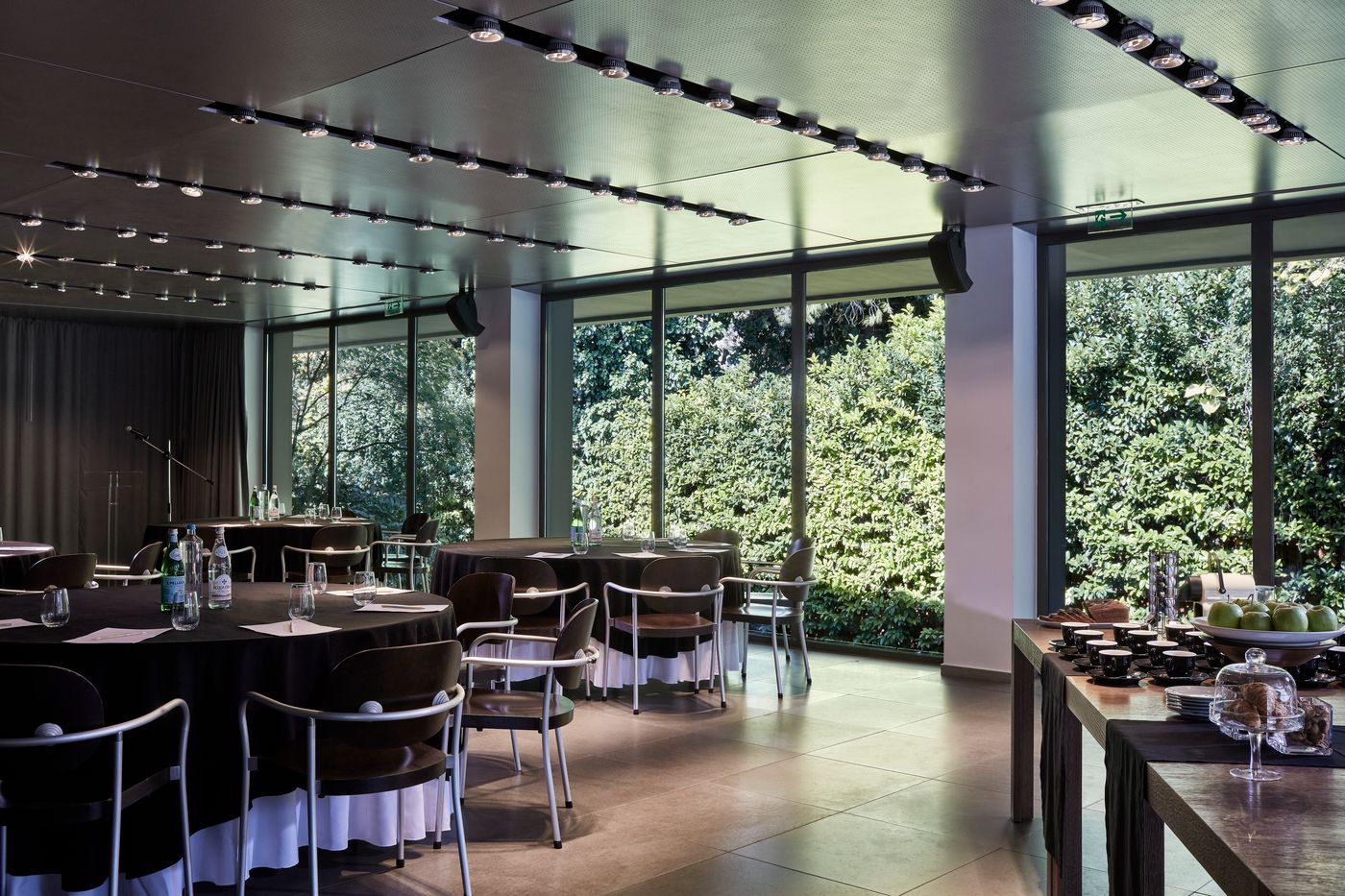 Life Gallery athens - Greece - EKALI - Conferences - 1