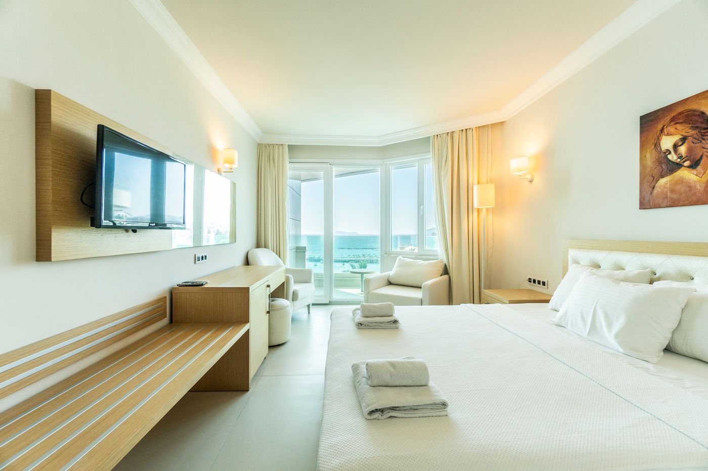 Dragut-Point-South-Hotel-Room-21