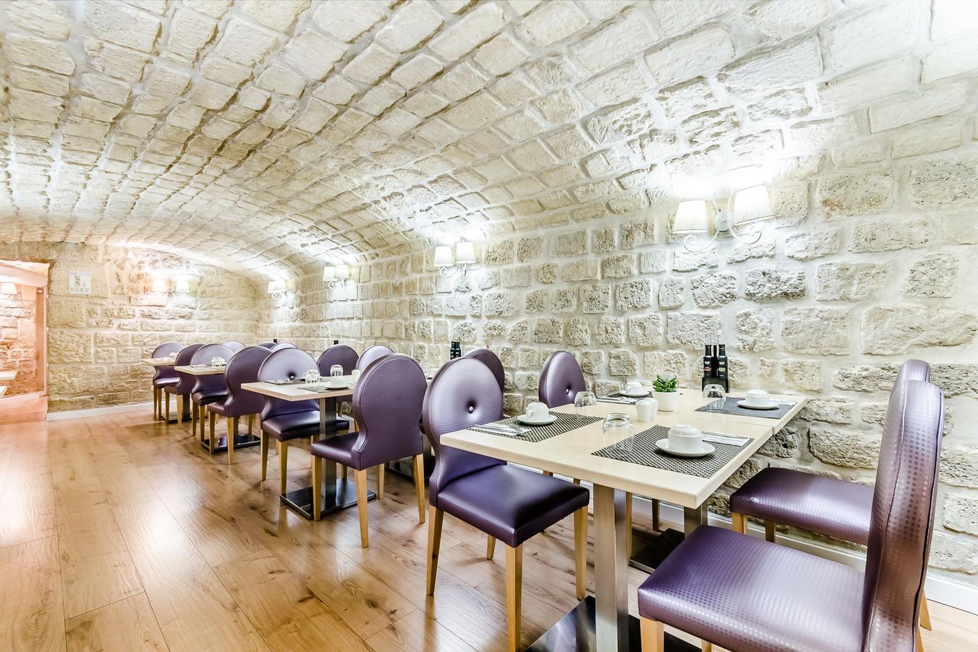 Exe-Paris-Centre-Restaurant-22