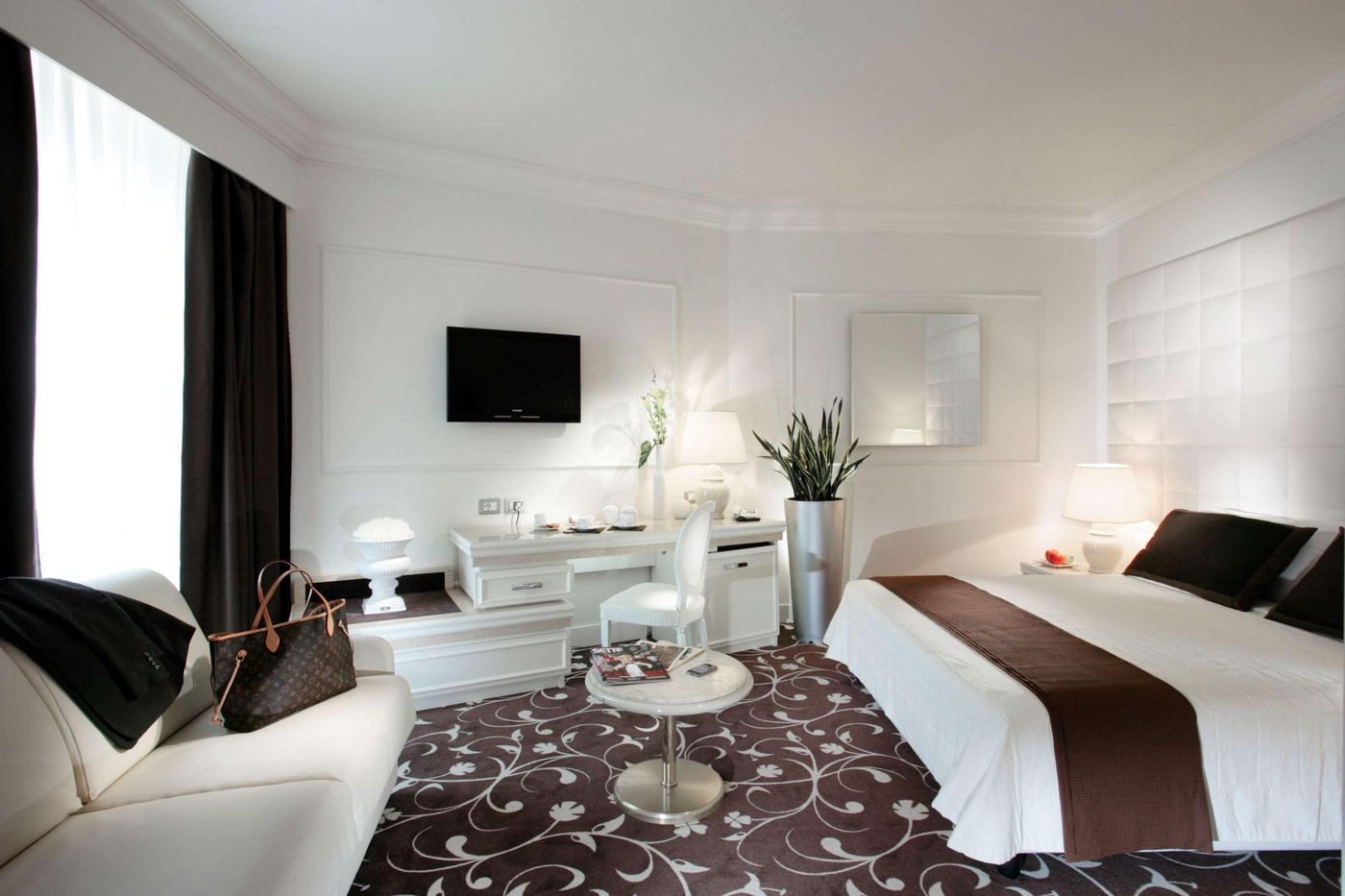 Etrusco-Arezzo-Hotel--Sure-Hotel-Collection-by-Best-Western-Room-17