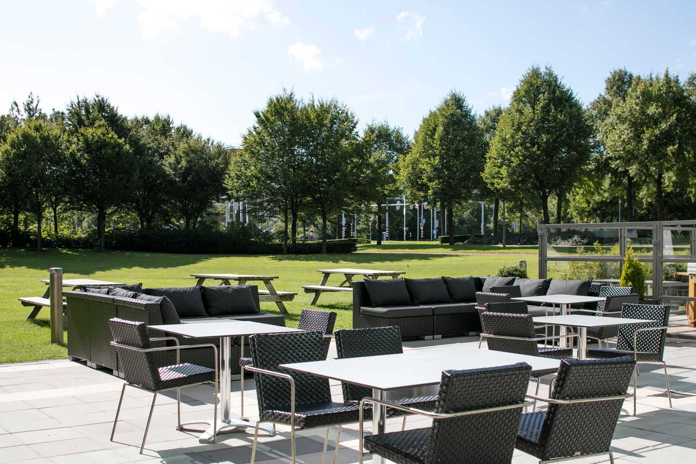 Radisson-Blu-Amsterdam-Airport-Terrace-62