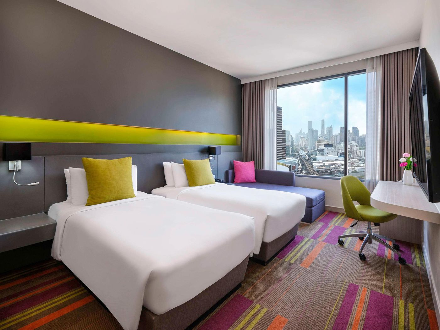 Mercure-Bangkok-Siam-Room-23