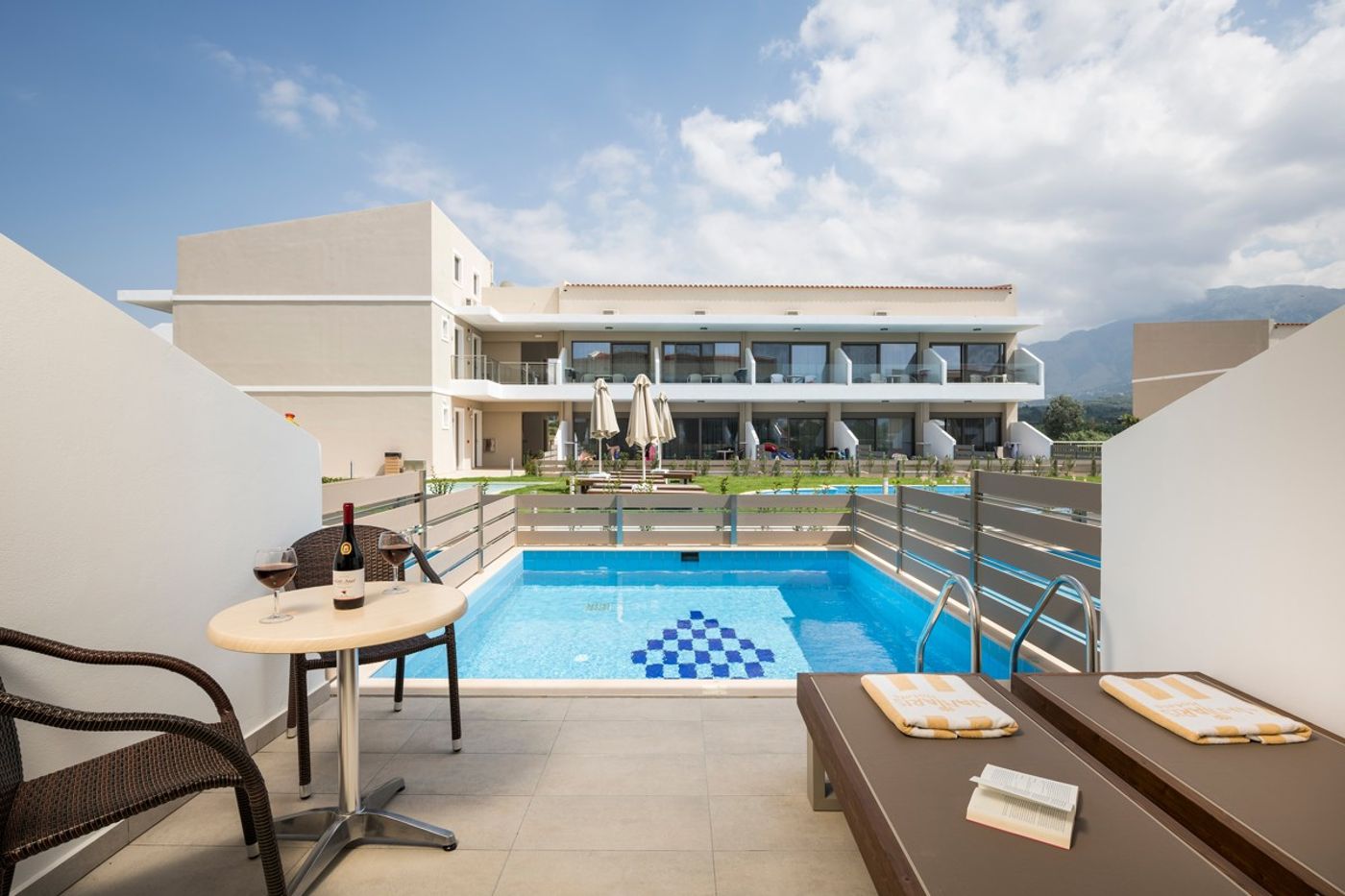 Vantaris Blue - Adults Only 16+