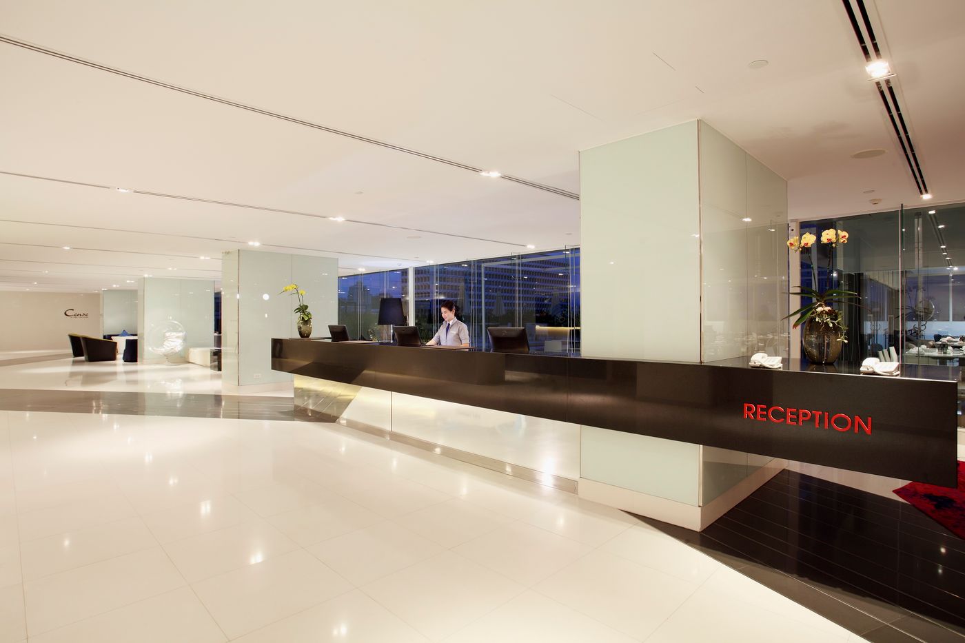 Centara-Watergate-Pavilion-Hotel-Bangkok-Lobby-14