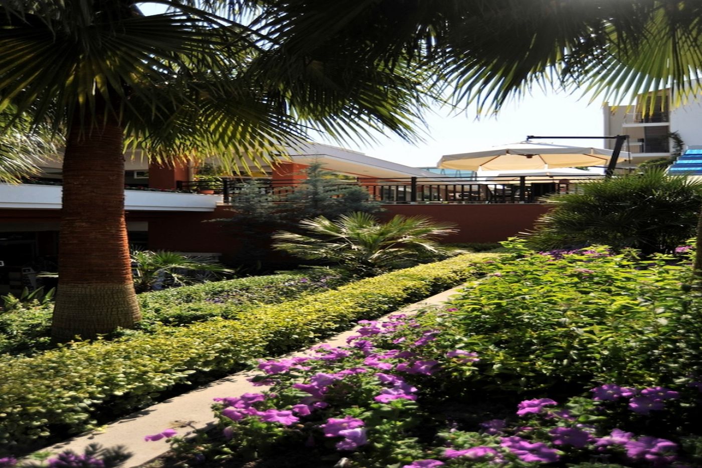 Barut-B-Suites-Terrace-20