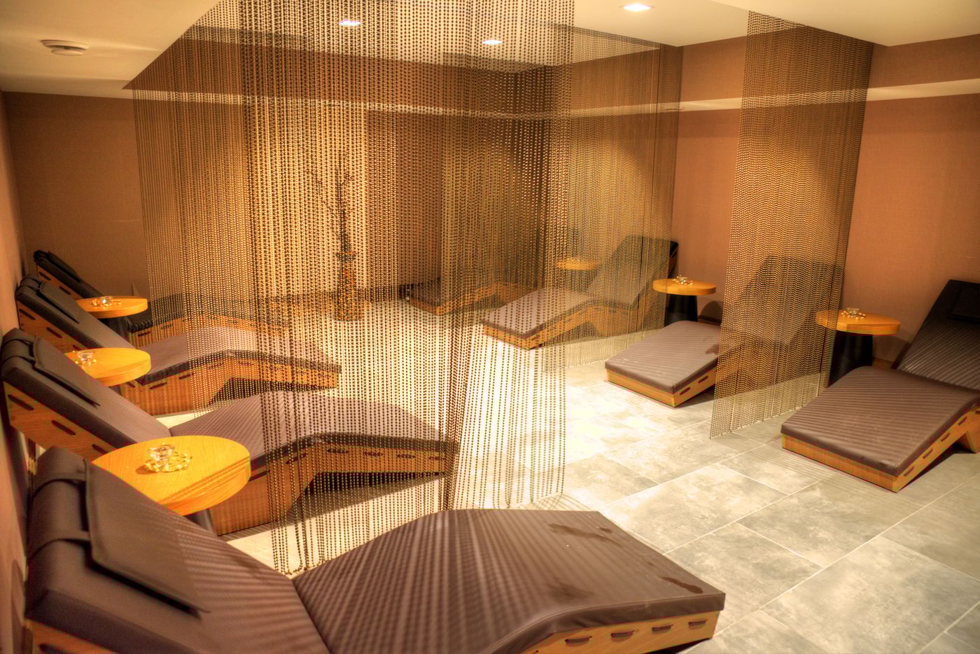 Le-Bleu---Hotel-Resort-Sports-and-Entertainment-61