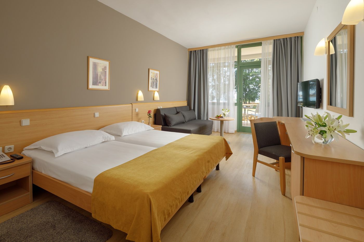 Hotel-Sol-Aurora-Room-30