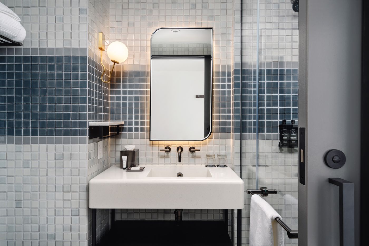 Arlo-Midtown-Times-Square-Room-40