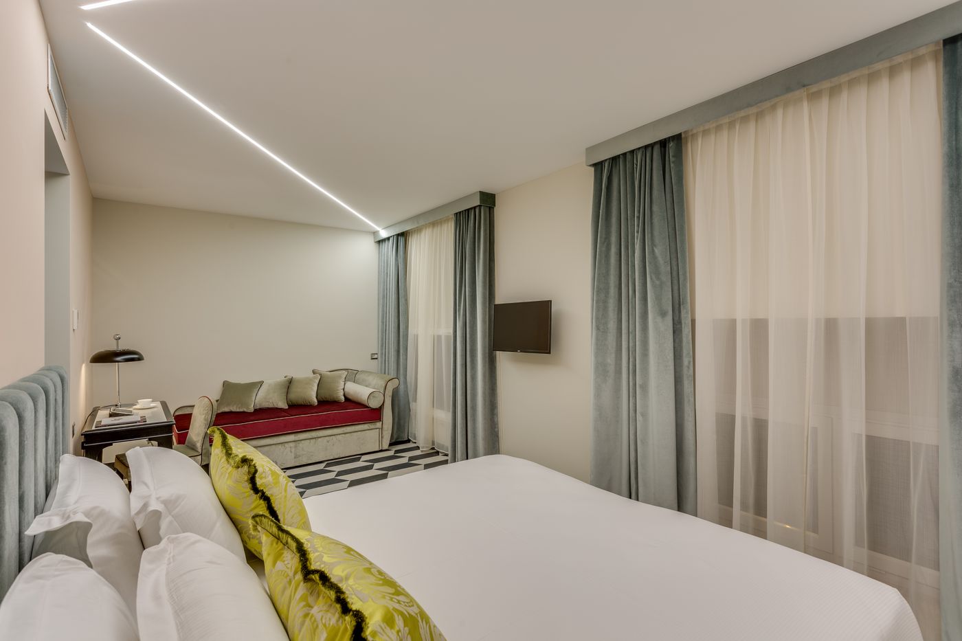 Otivm-Hotel-Room-16