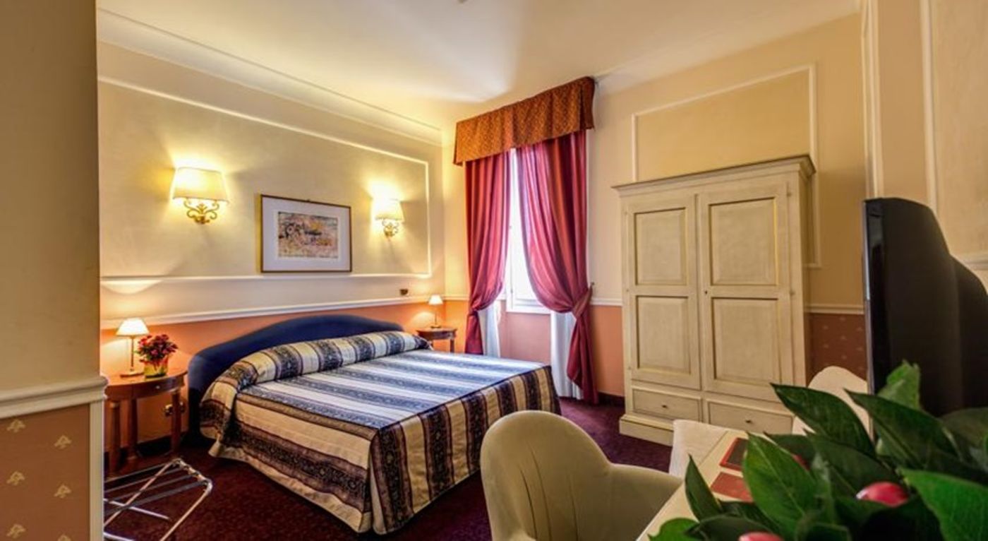 Antico-Palazzo-Rospigliosi-General-view-7