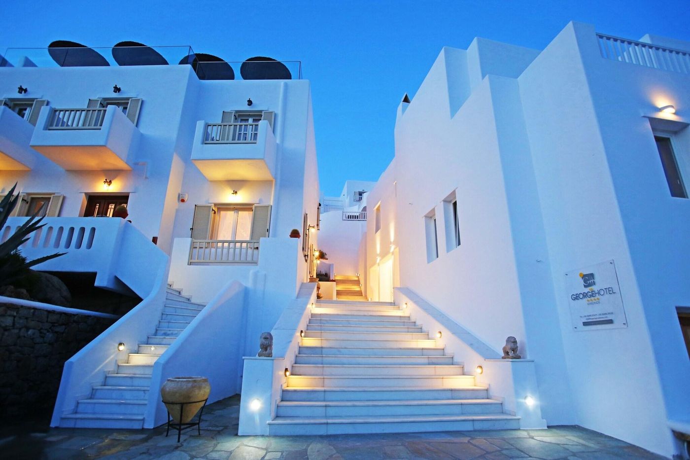 The-George-Hotel-General-view-14