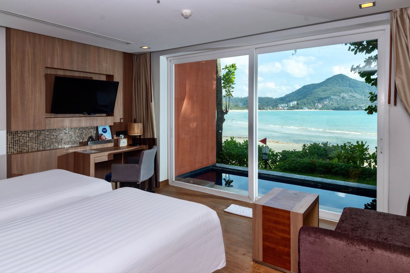 Novotel-Phuket-Kamala-Room-40