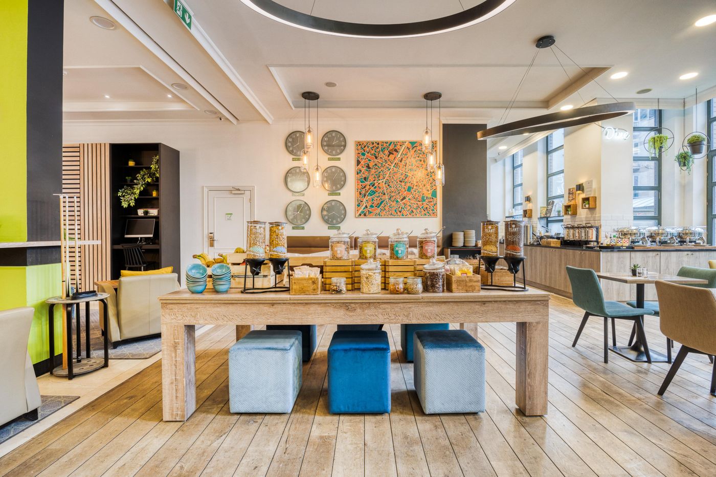 Holiday-Inn-Brussels-Schuman-Restaurant-16