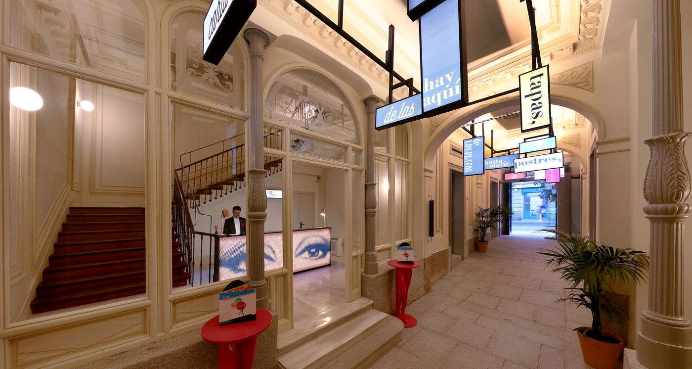 Axel-Hotel-Madrid---Adults-Only-Lobby-5