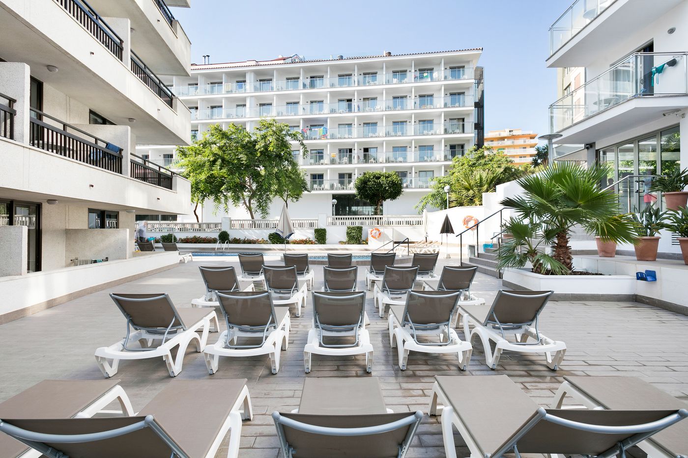 Hotel-Best-Los-Angeles-Pool-10