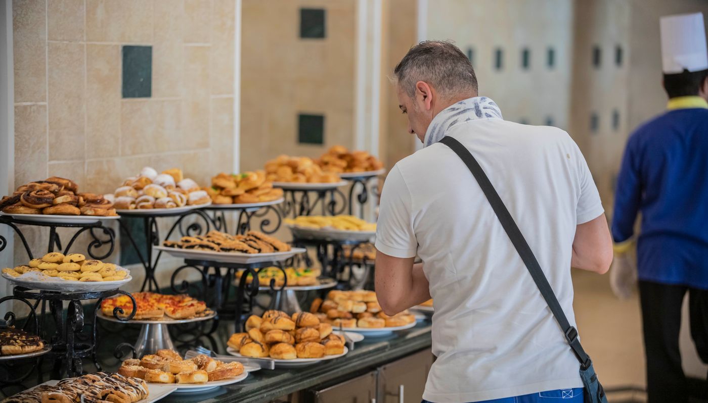 Elphistone-Resort-Restaurant-52