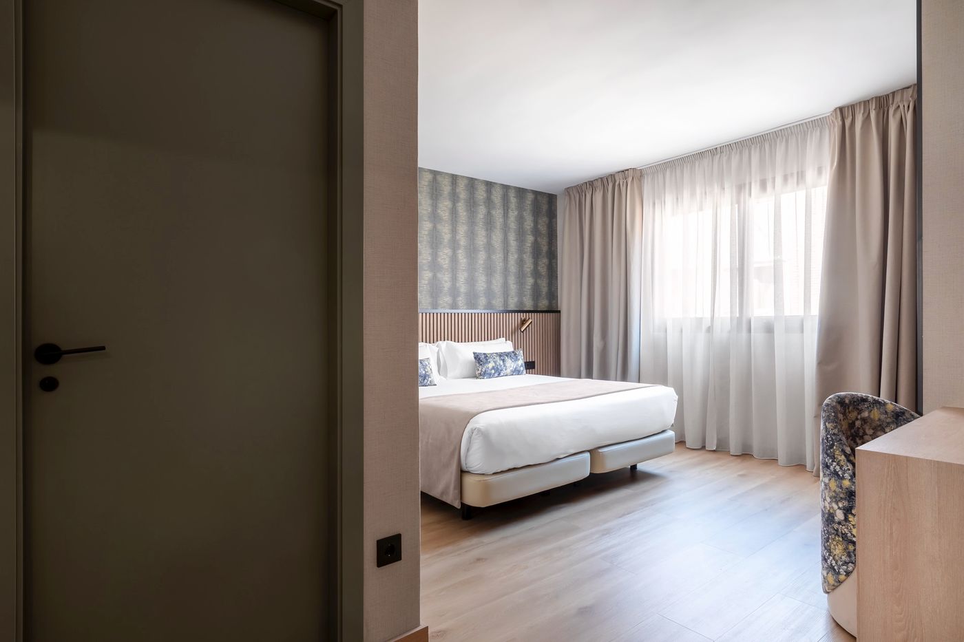 Acta-Piramides-Room-33