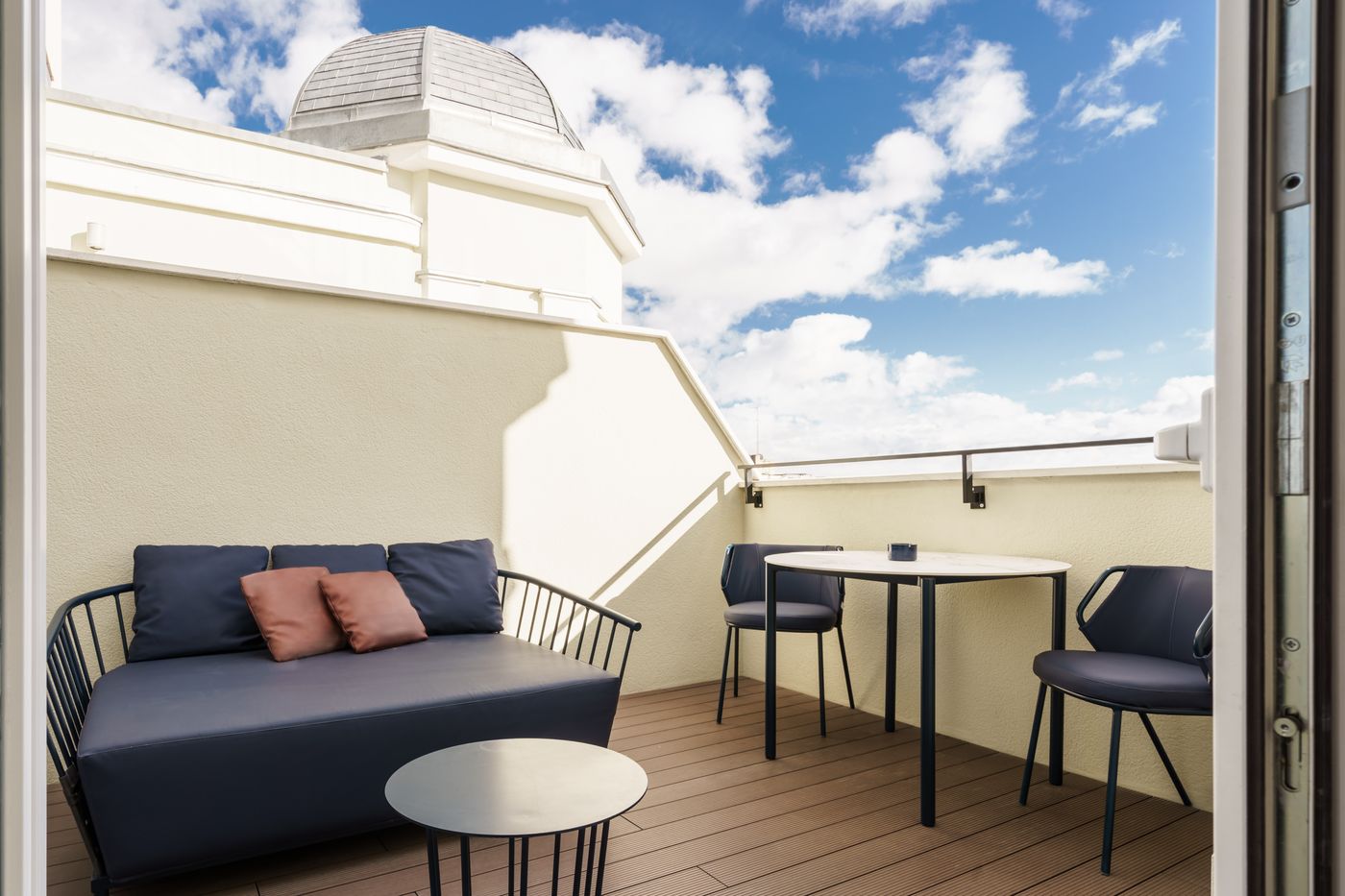 Smartrental-Collection-Gran-Via-Centric-II-Room-89