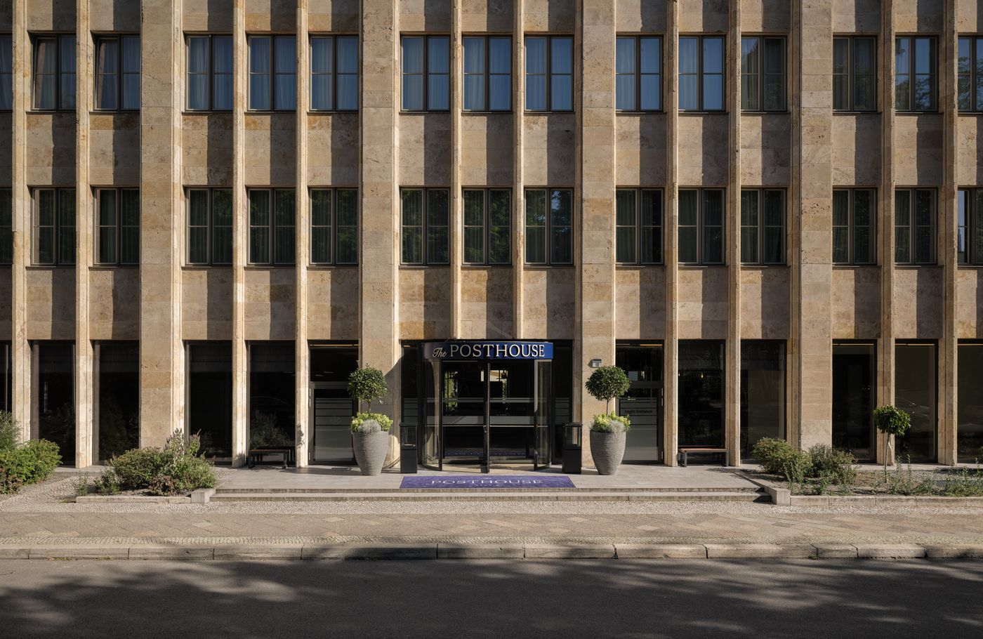 Hotel-Berlin-Potsdamer-Platz-by-Leonardo-Hotels-General-view-8