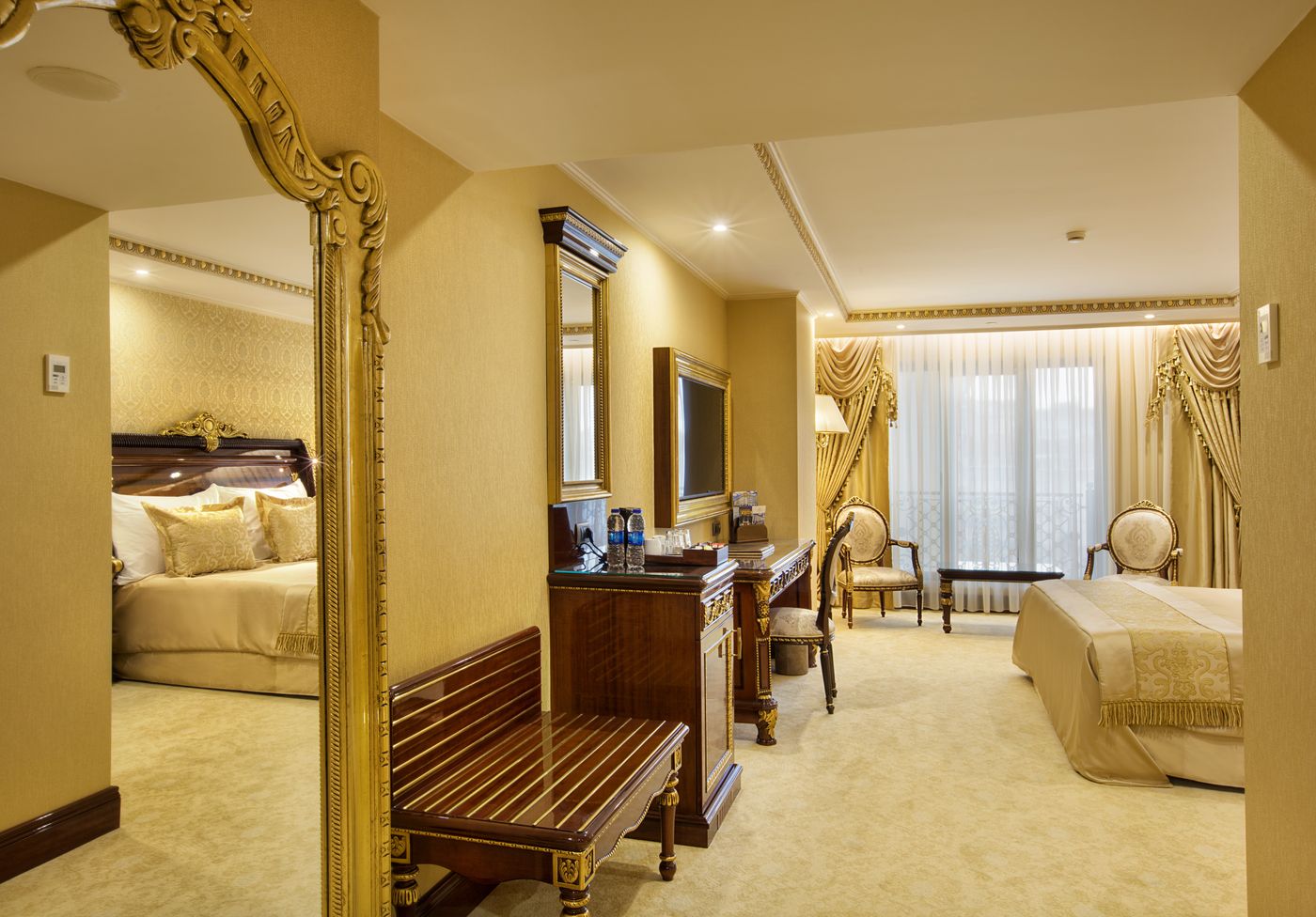 Ottomans-Life-Hotel-Deluxe-Room-17