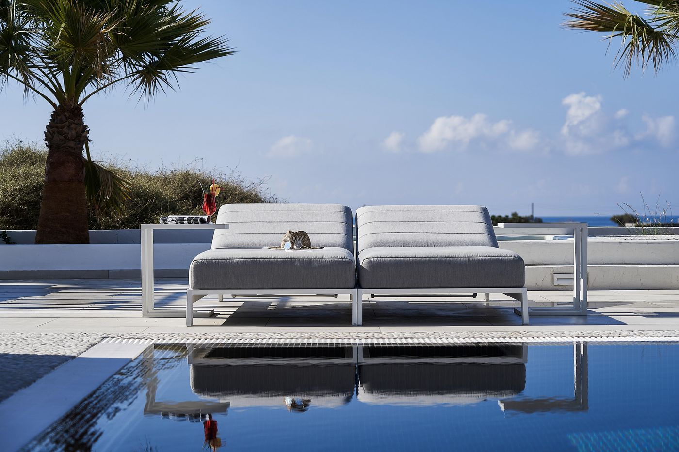 Petri-Suites-Pool-14