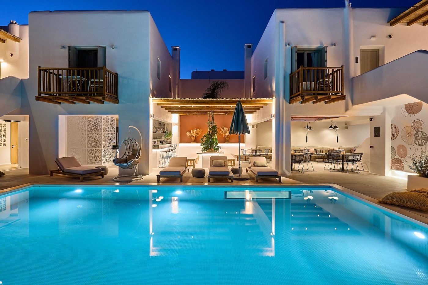 Adorno-Suites-Mykonos-Sports-and-Entertainment-4