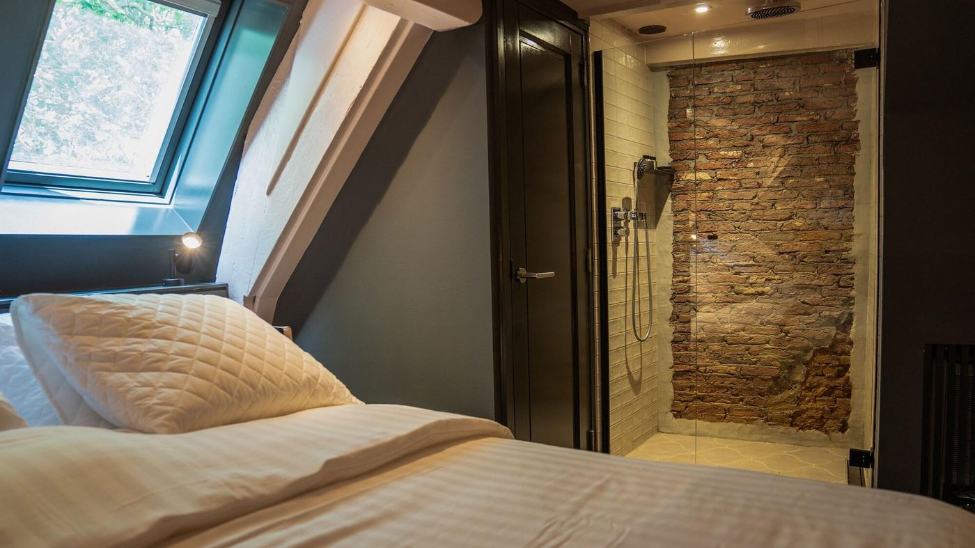 Hotel-Frank-Since-1666-Room-17