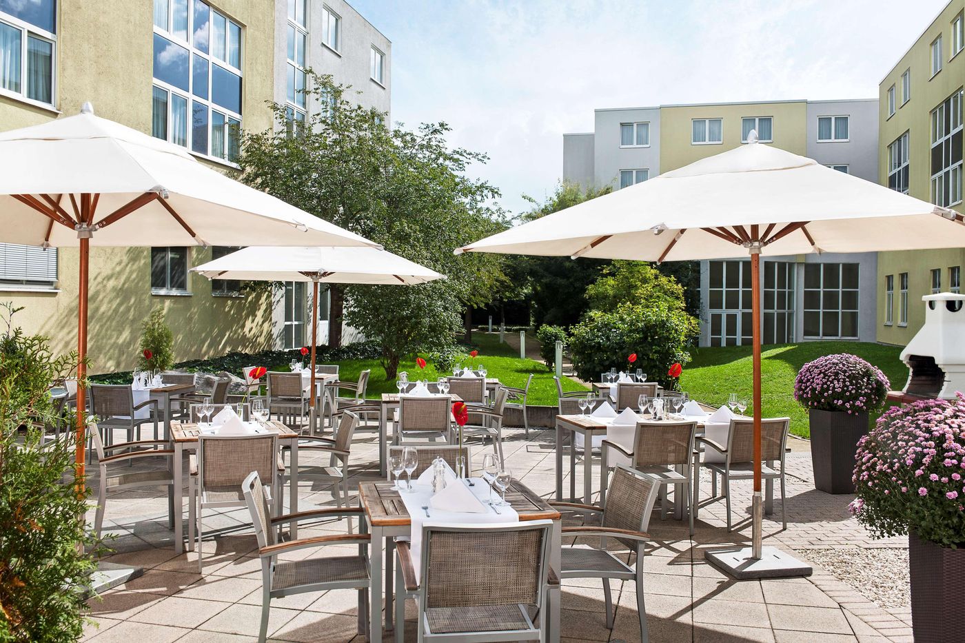 NH Frankfurt Airport West - Germany - RAUNHEIM - Terrace - 3