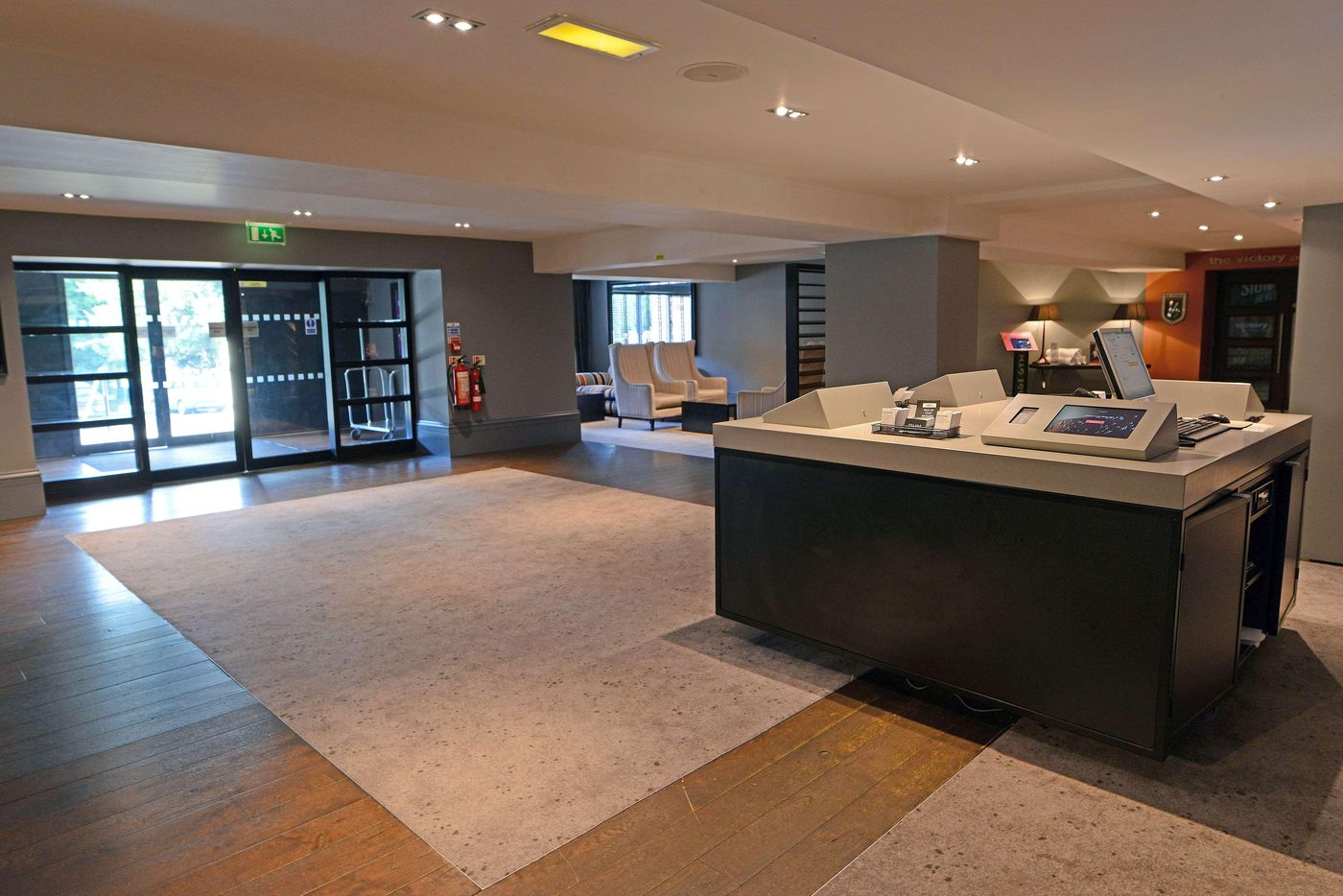 Village Hotel Manchester Cheadle-United Kingdom-Cheadle-Lobby-2