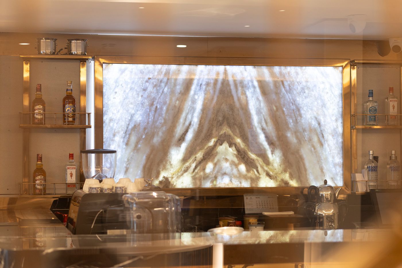 Grand-Hilarium-Hotel-Lobby-30