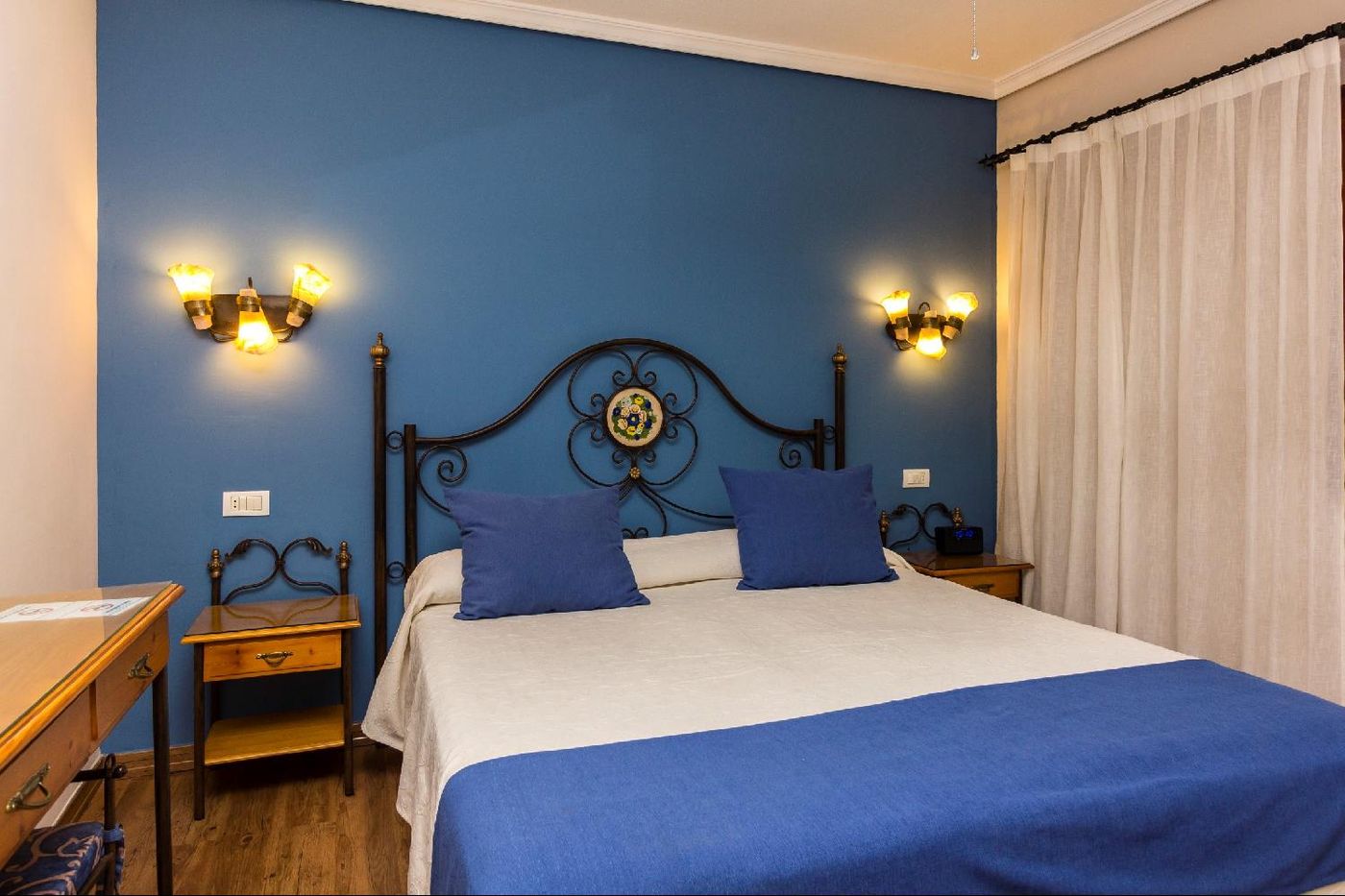 Regency-Torviscas-Apartments-Suites-Room-17