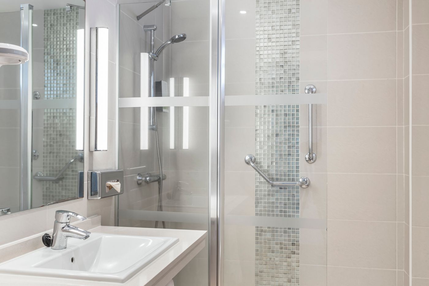 Santa-Barbara-Golf---Ocean-Club-Room-40