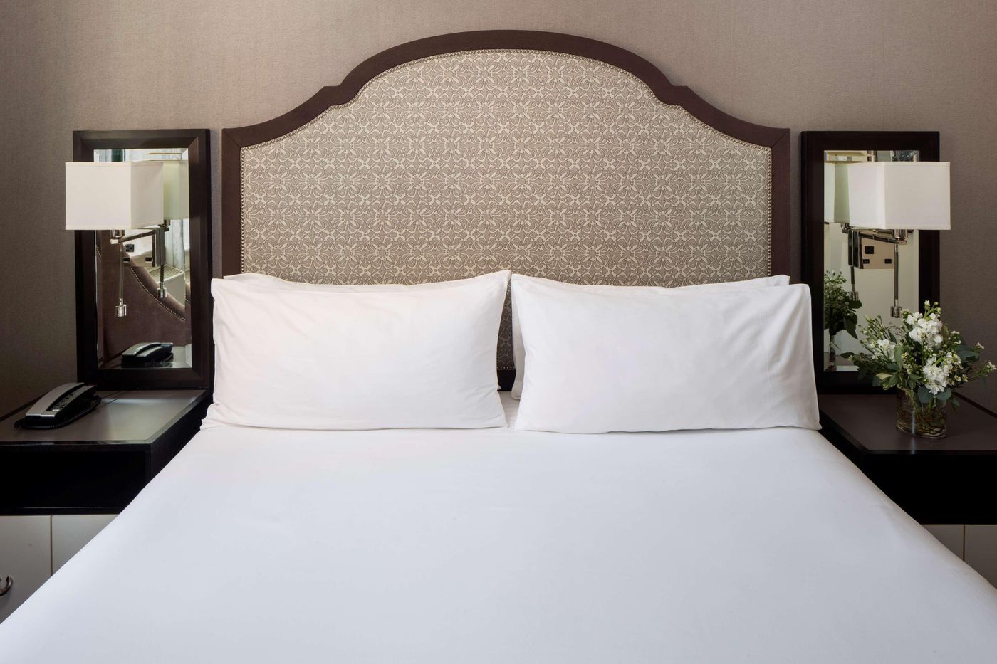 Park-South-Hotel--part-of-JdV-by-Hyatt-Room-24