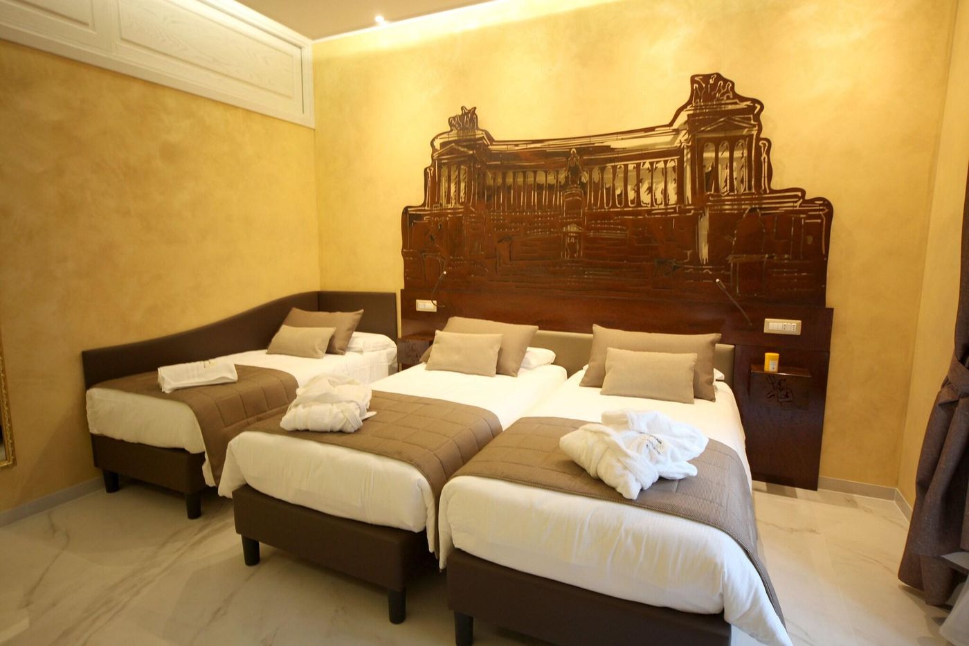 Maison-Tritone-Room-39