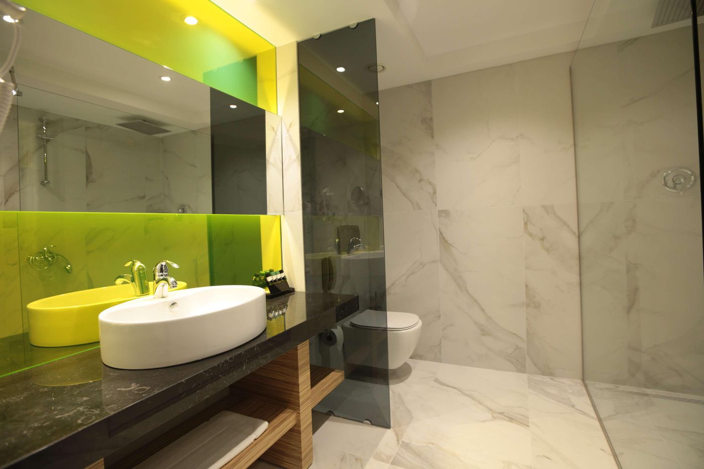 Wyndham-Grand-Athens-Room-53