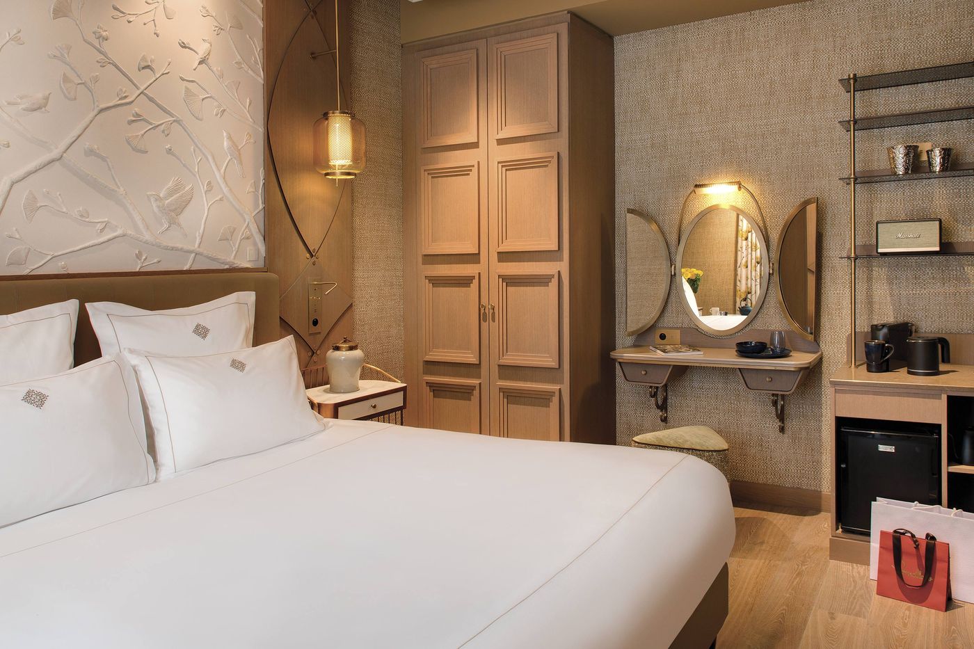 La-Demeure-Montaigne-Room-8