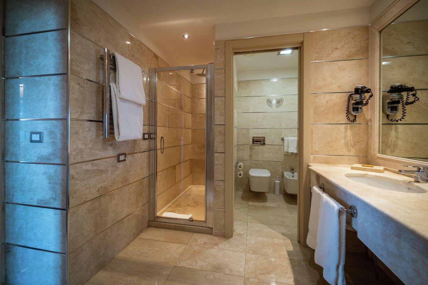 Double-Tree-by-Hilton-Hotel-Olbia-Room-36