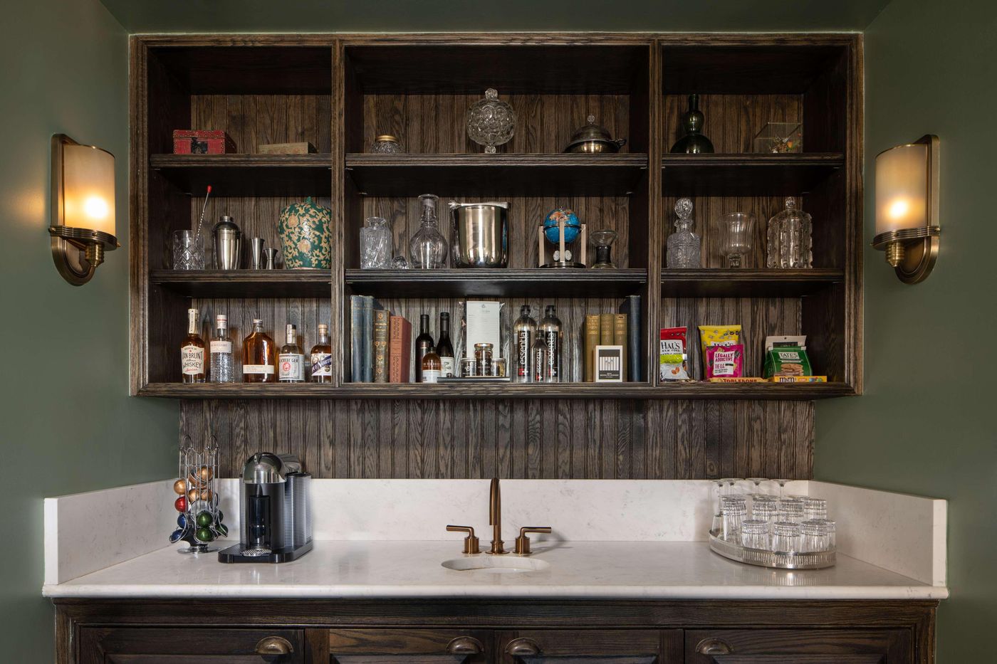 The-Beekman--A-Thompson-Hotel-Room-15