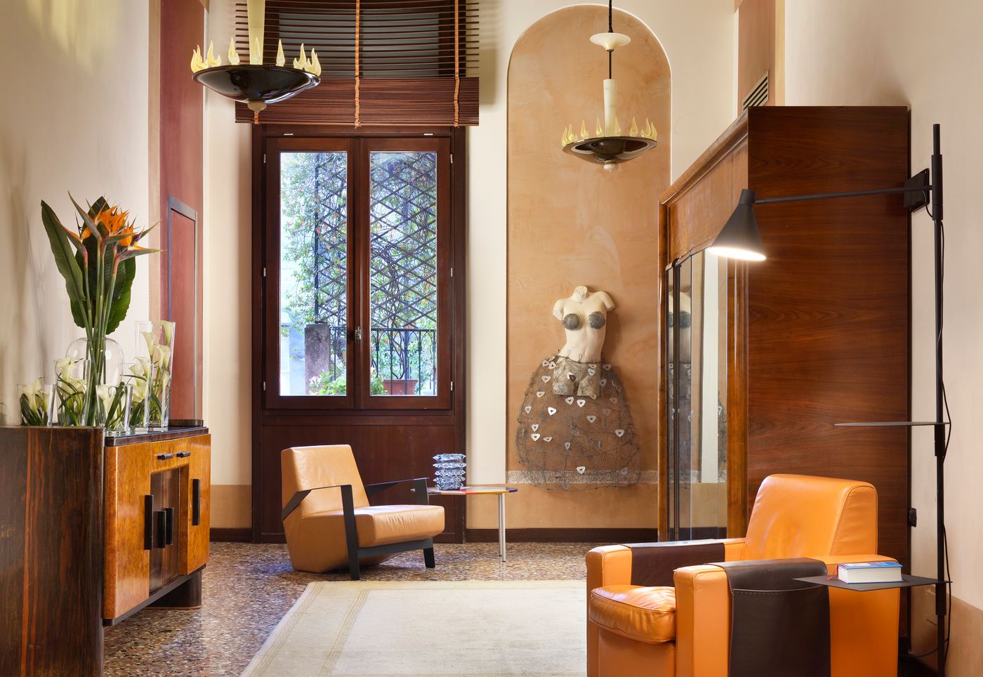 Ca--Pisani-Hotel-Lobby-6