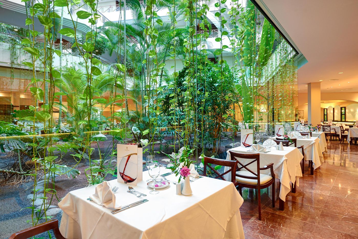 Hipotels-Natura-Palace-Restaurant-42