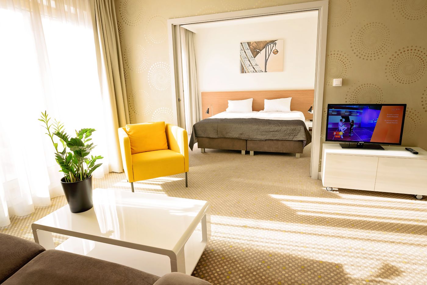 Invite-Poland-WROCLAW-General view-2