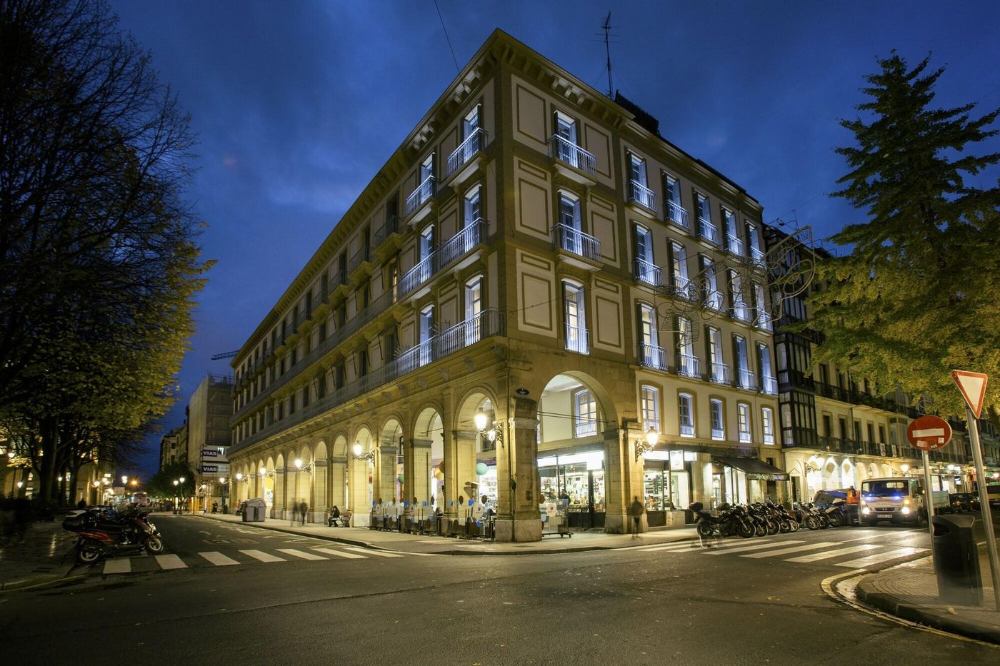 Legazpi Doce Rooms-Spain-SAN SEBASTIAN-General view-1